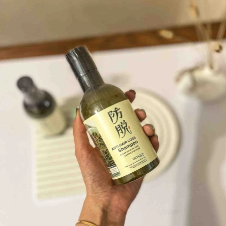 شامپو رزماری بیو آکوا اصل